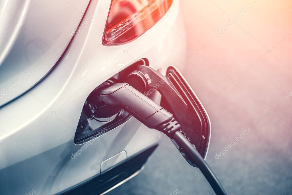 Elektroauto beim Laden